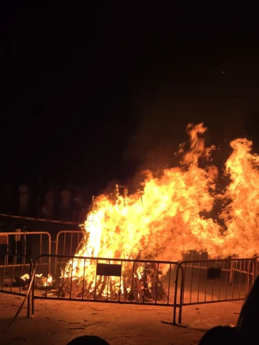 Het vreugdevuur om middernacht (2025)